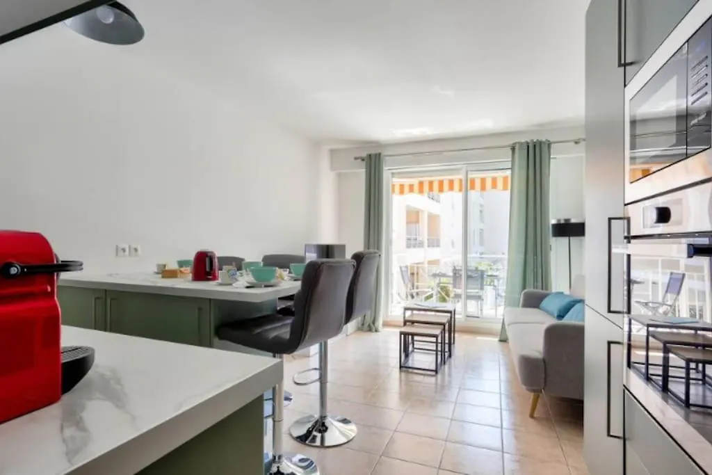 Appartement T3 Climatise Avec Piscine Et Plages A Pied Saint-Raphael