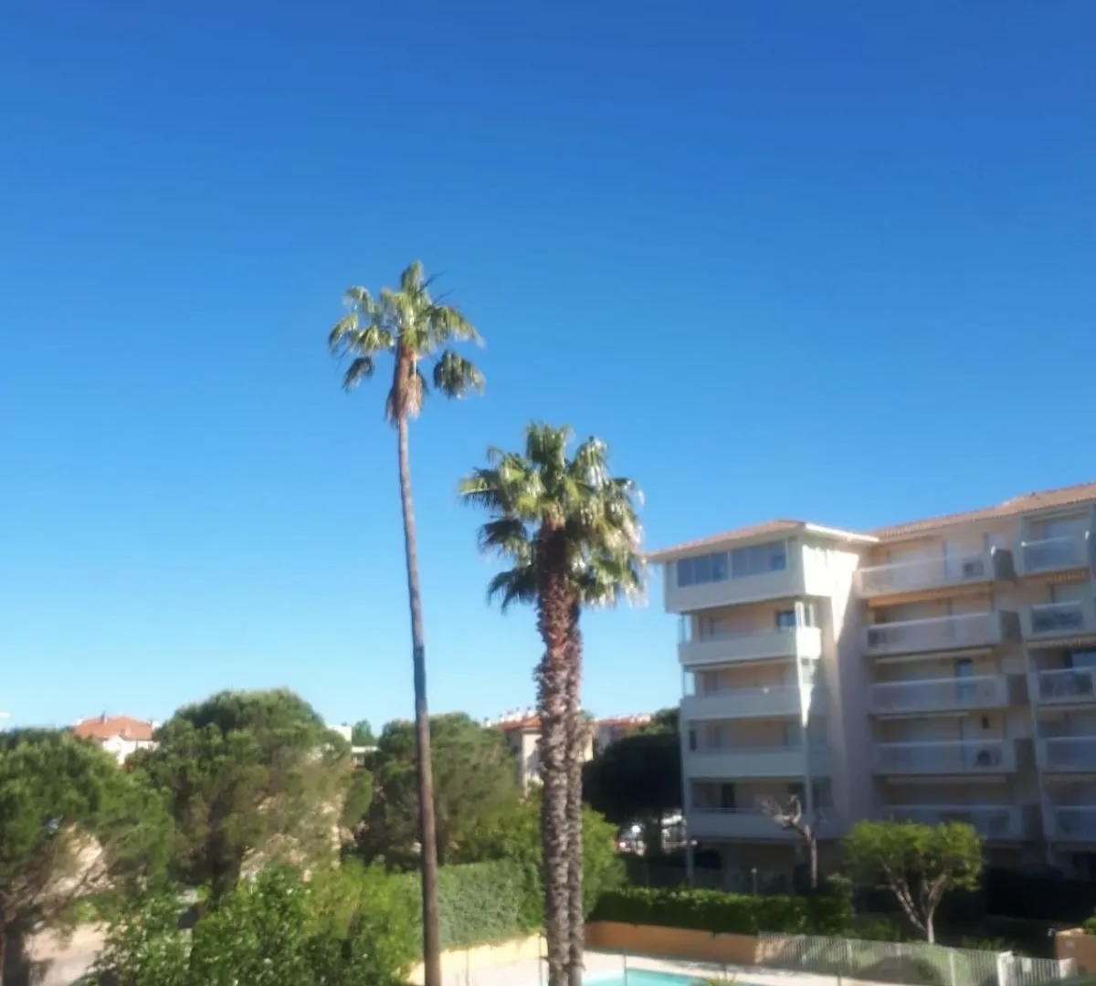 Appartement T3 Climatise Avec Piscine Et Plages A Pied Saint-Raphael  Apartment Saint-Raphael (Var)
